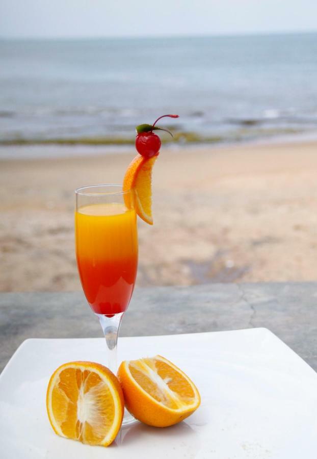 The Beach Boutique Uswetakeiyawa Exterior foto